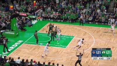 [Highlight] Quickley sinks a deep triple in his 50th minute of the game to start the 2OT for the Knicks!