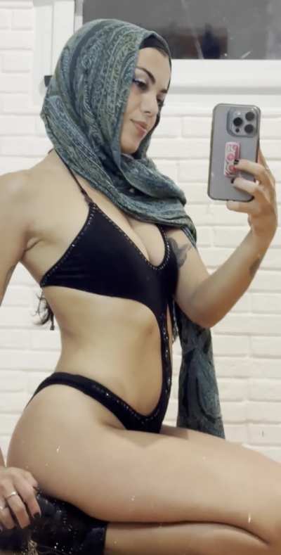 Is this muslim girl to much to handle?