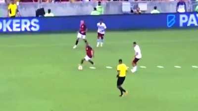 Nicolas De La Cruz tem dois pulmões?