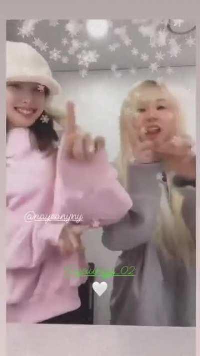 221221 Chaeyoung Instagram Story Updates with Nayeon - 