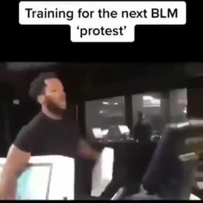 r/funny banned me for this one