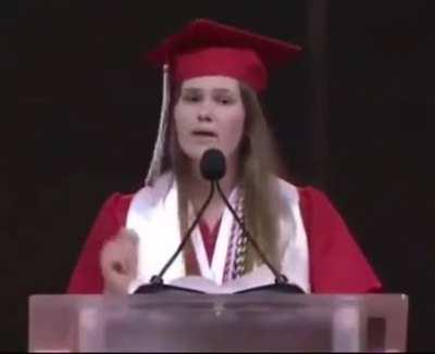 Texas high school student Paxton Smith secretly swapped out her approved valedictorian speech for a new one – in protest of the state’s abortion law