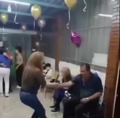 The shortest dance ever