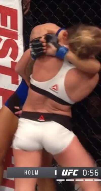 Holly Holm 's tremendous jiggly ass