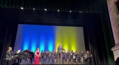 Siena Children's Choir (Italy) sings 