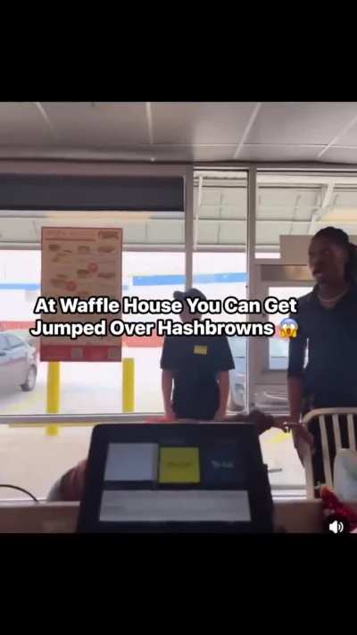 Waffle house employees jump a customer over hash brown complaints