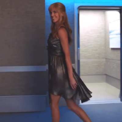 Hottest Commander (The Orville) 3