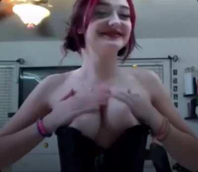 Karyssa’s Monday live