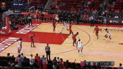 [Highlight] Jalen Green slips by Scottie Barnes for the bucket