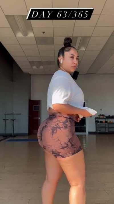 Anna (@annanicolexo)