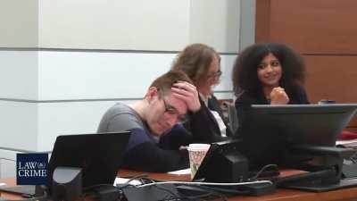 Nikolas Cruz lawyer shows middle finger to the court and laughs with the killer