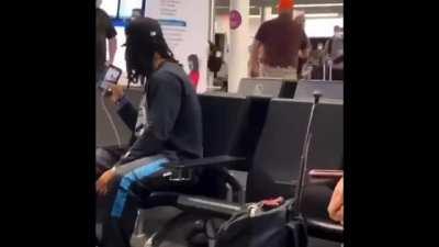 “this is what la dispute sounds like”