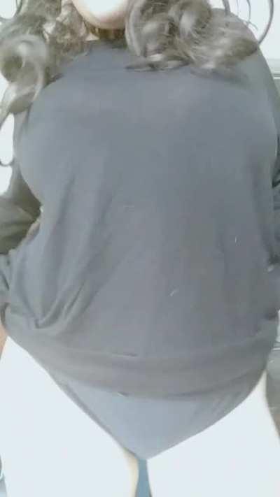 💗 cute alternative latina with big tits waiting for a cute boyfriend for a [GFE] or a Paul Thomas Anderson to take her on a custom [VID], also offering hot [KIK] sessions and [RATE]s 💗