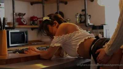 How to thanks the maid