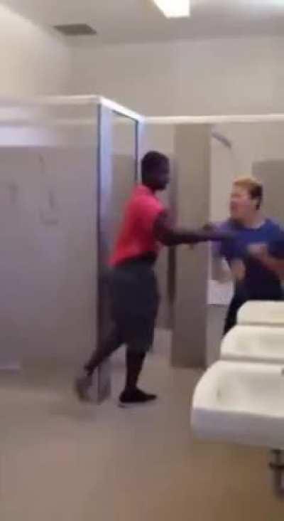 CallMeCarson VS TwoMad