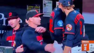 Orioles Beavers smacked!