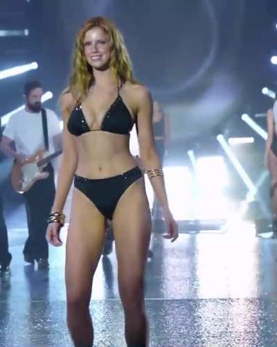 runway walk