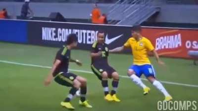 A lot has been said about Bobby's goalscoring(or lack thereof), but we've won a lot of matches and trophies with him. And Bobby Firmino makes winning look fun!