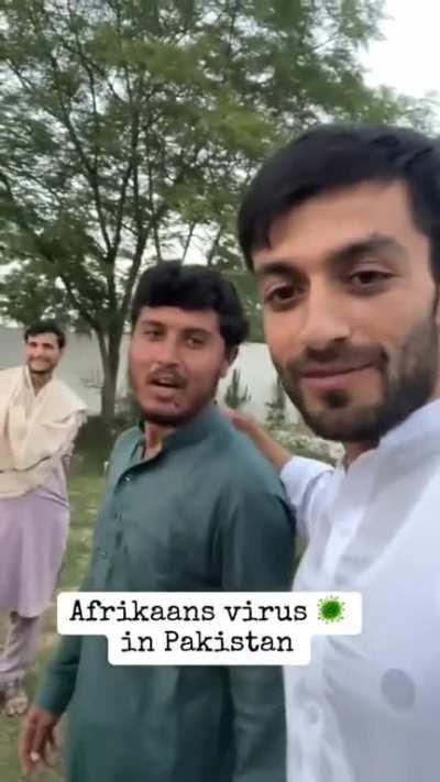 Pakistani men speaking Afrikaans 😂
