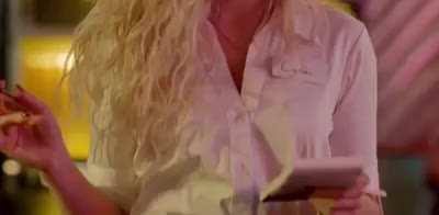 Hottest waitress on Earth