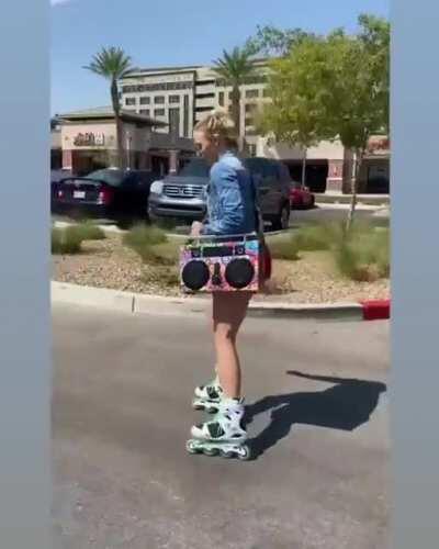 UFC fighter Emily Whitmire