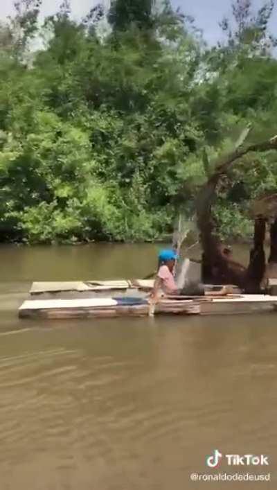 Brazilean paddleboat