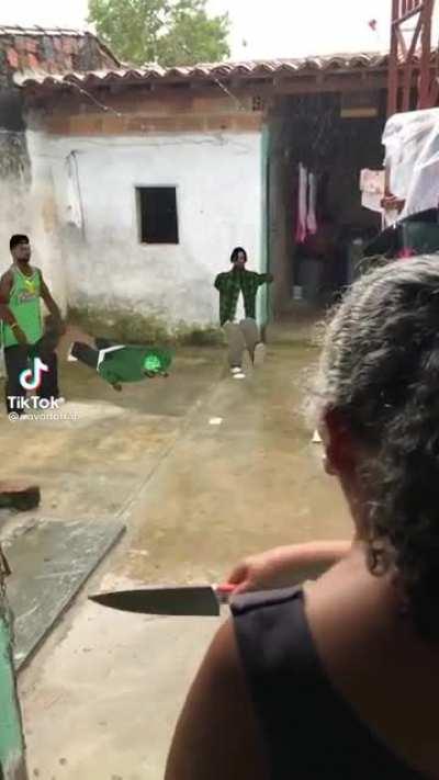 Quando vc fala q a comida da vó tava ruim