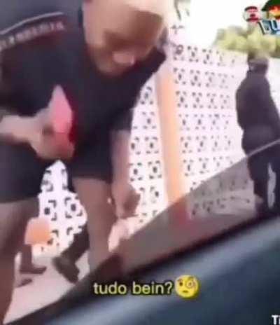 ta a vir alguem ai 🚶