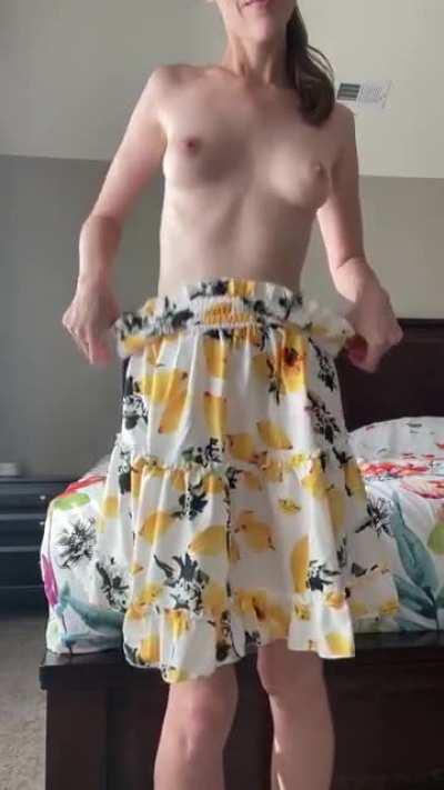 I just can’t keep my clothes on! 😳