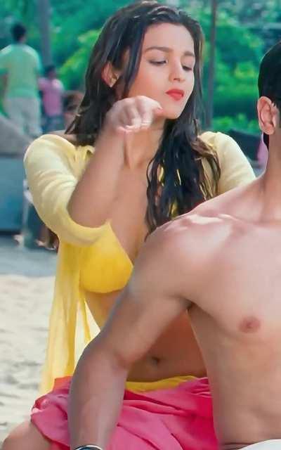 Alia Bhatt [Student of the Year] $