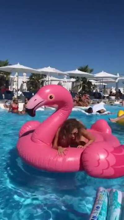 There was an attempt... to get upvotes because it’s a fail video