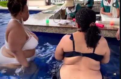 I’d love to be at that pool party 