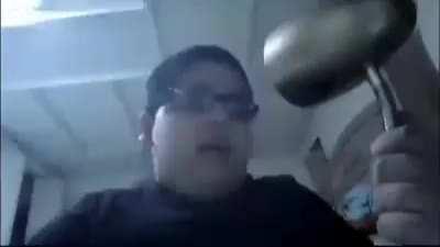 Hijo por que no juegas con tu rimo el Diego? El Diego: