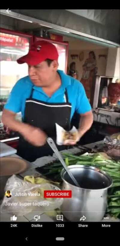 Qué va a llevar señito?