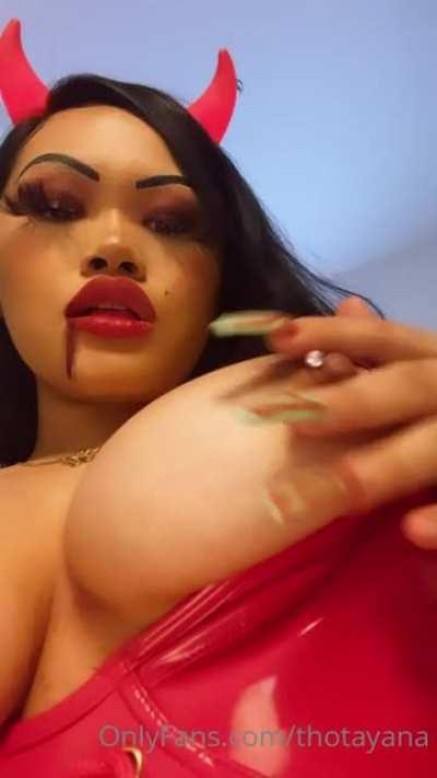 wat better way to sho ya appreciation then to join premium I get paid and u get all this shit new shit updates 4 days a week dms everything u get it all its a win win situation