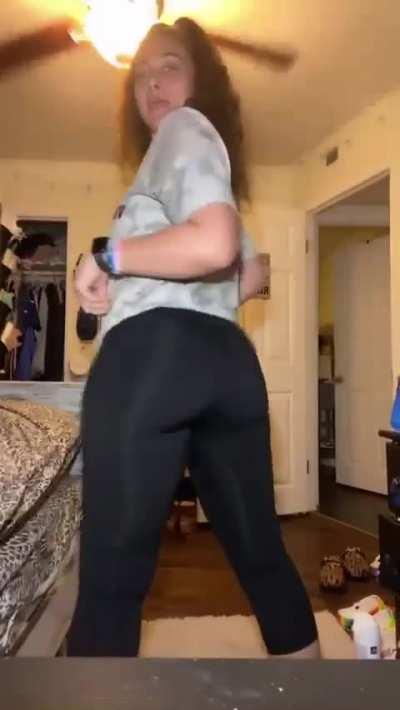 Doms ass