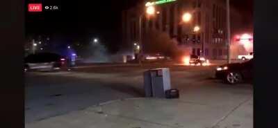 Shooting police/rioters in St. Louis 6/2 just after midnight - Be safe out there!