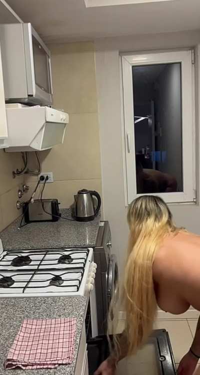 Cute enough to date F