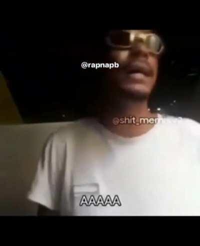 Uma música que perfeitamente reflete a visão desconcertada que as mulheres de nossa sociedade tem dos homens trabalhadores e bem aventurados, uma injustiça social. É uma obra de arte