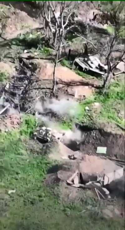 A Russian soldier tried to shoot down a Ukrainian FPV kamikaze drone with small arms, but failed. The video shows the work of the 59th Brigade's 