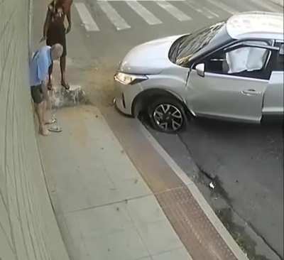 The flip flop didn't make, though...