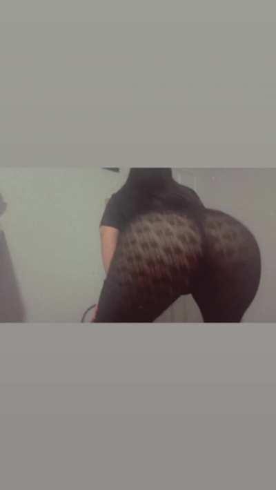 Am I built for bbc ? 😬