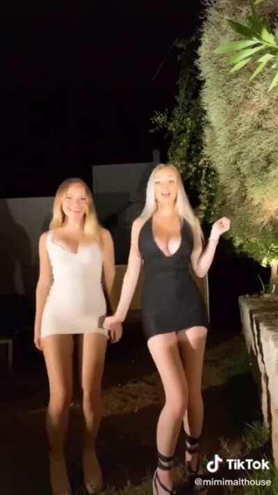 Fills that bikini up