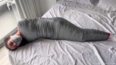 Mmmph mmmph... this silver mummy vibe is way too cozy