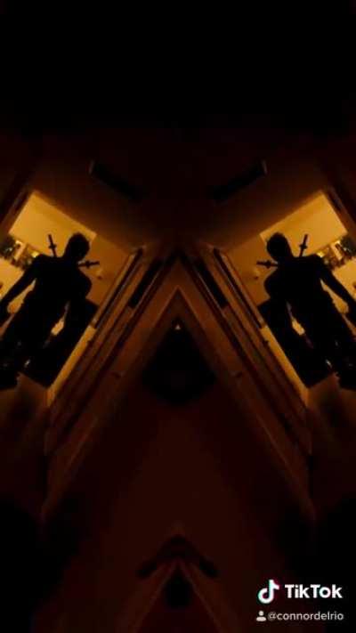 Deadpool wants to join DC Comics