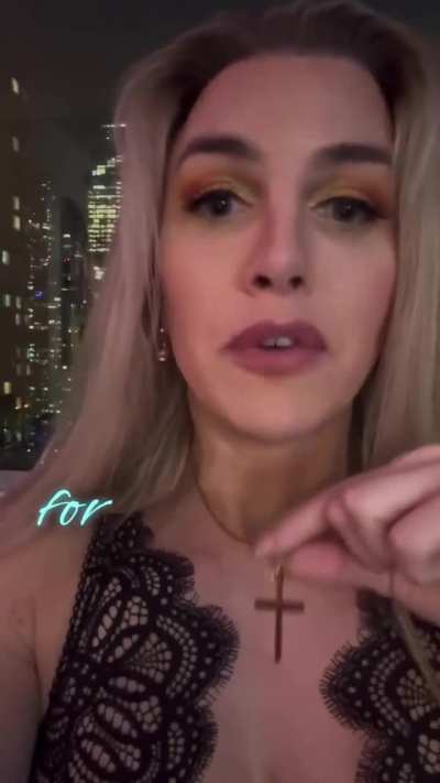Comedian Ashley Ryan shares the new “code” she’s developed to let people know that she’s trans