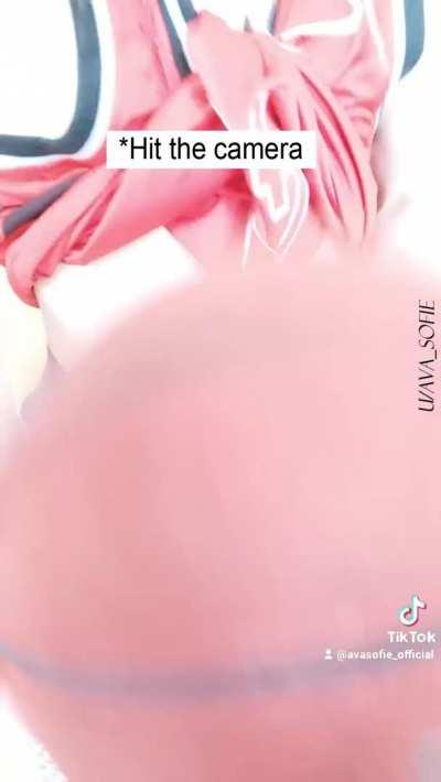 Maybe I am not a pro in basketball, but I promise I am good in handling balls 😋 (outtakes)