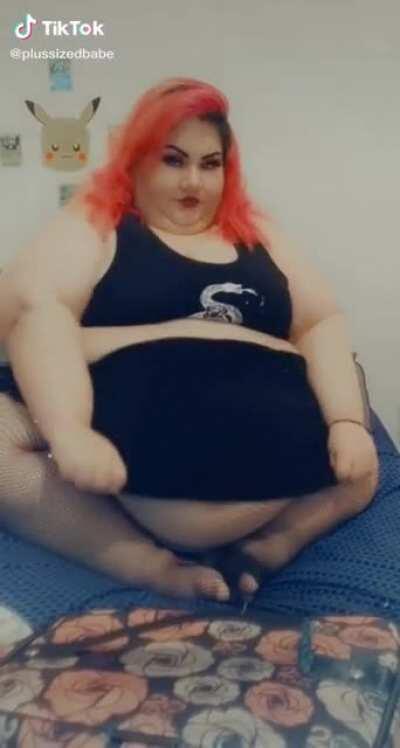 Every time the mod bans a white knight, she gets a treat