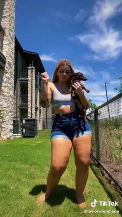 Taylorwrenmarie 🍑🍑🍑