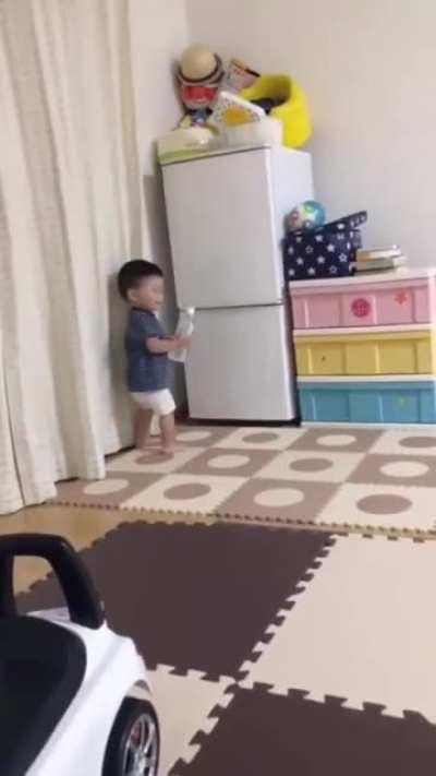 Положить волк в холодильник.